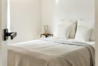 Concevoir une chambre où l'on dort, ce que les designers devraient savoir sur les matelas et les technologies rafraîchissantes